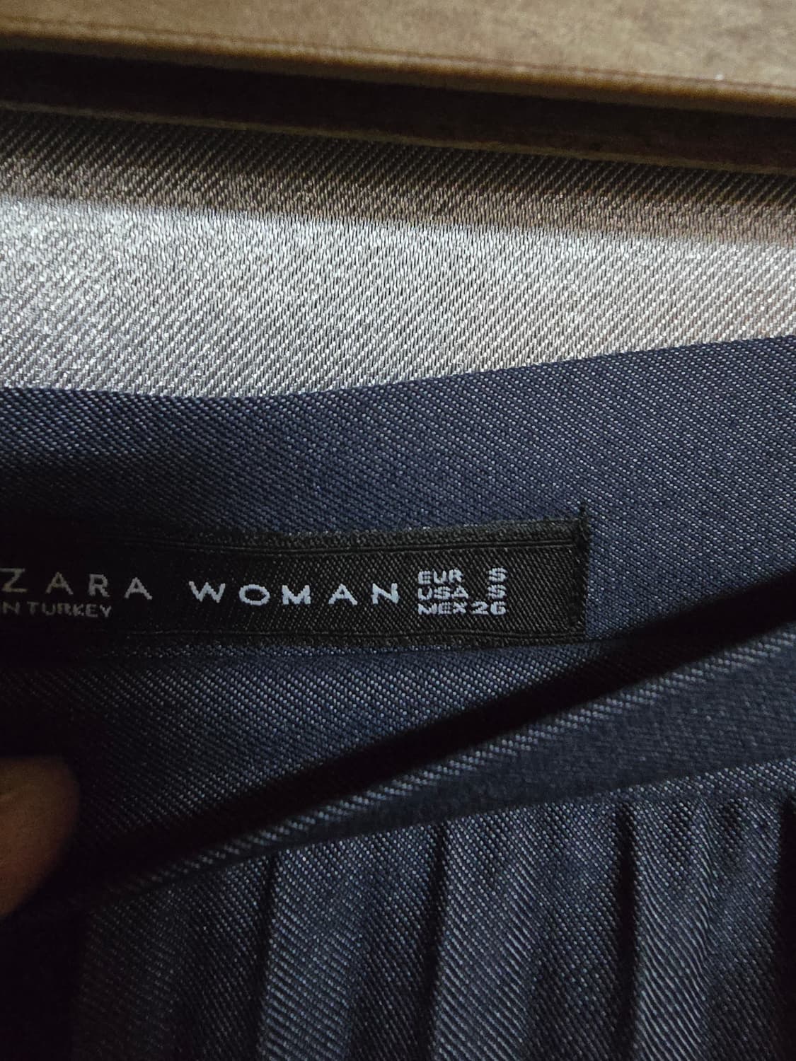 자라 네이비 플리츠 롱 스커트 상품이미지2