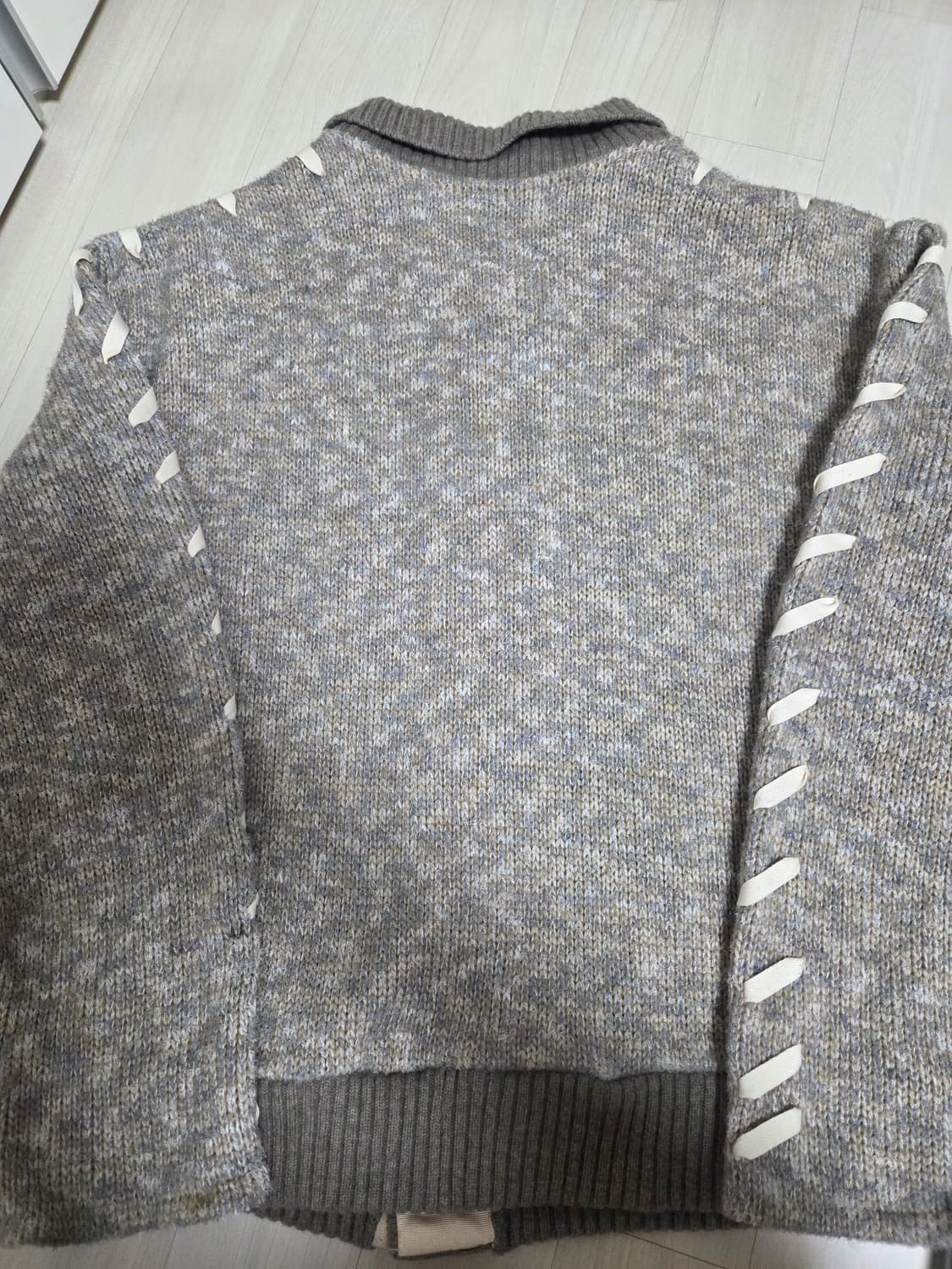 앤더슨벨 언블리치드 레이스업 가디건 상품이미지5