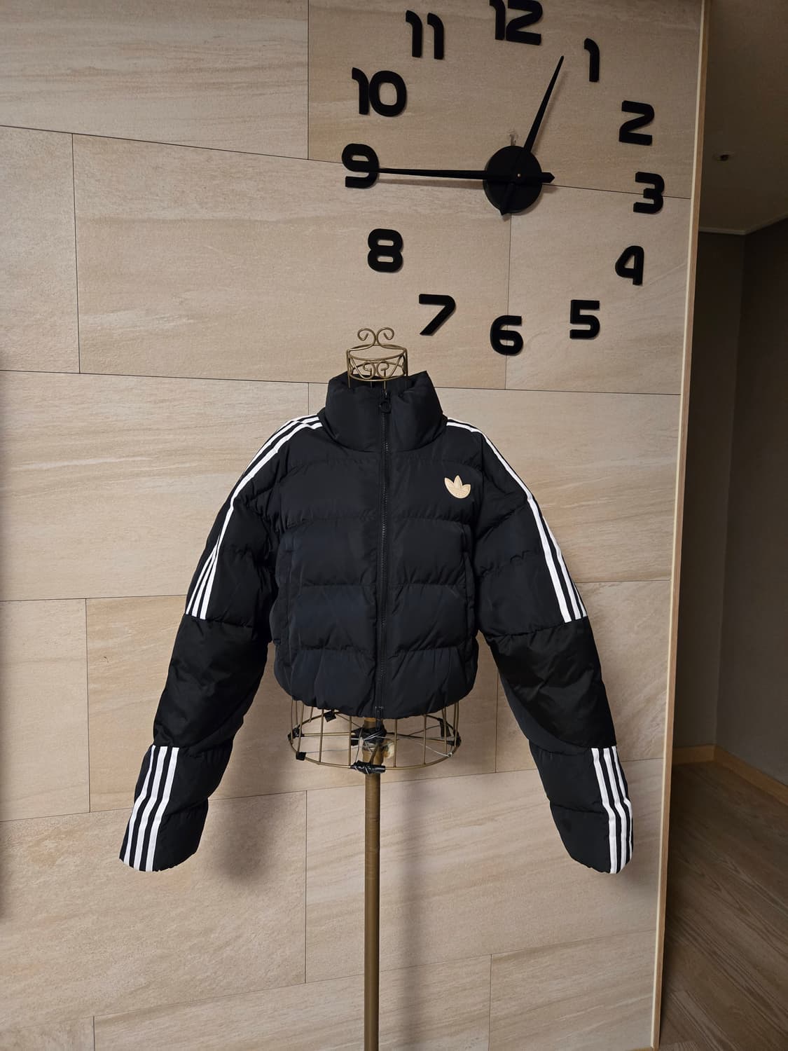 [m] 아디다스 여성 크롭 푸퍼 패딩 상품이미지1