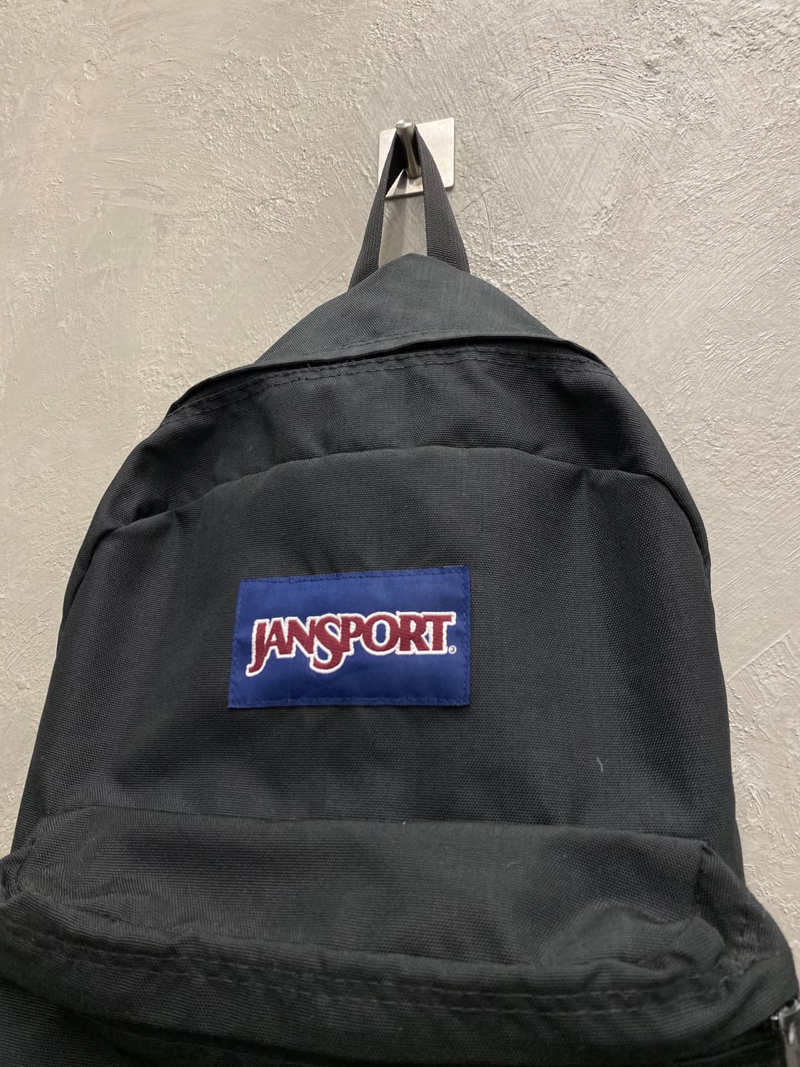 [33*52] Jansport 잔스포츠 스웨이드 바텀 블랙 백팩 상품이미지2