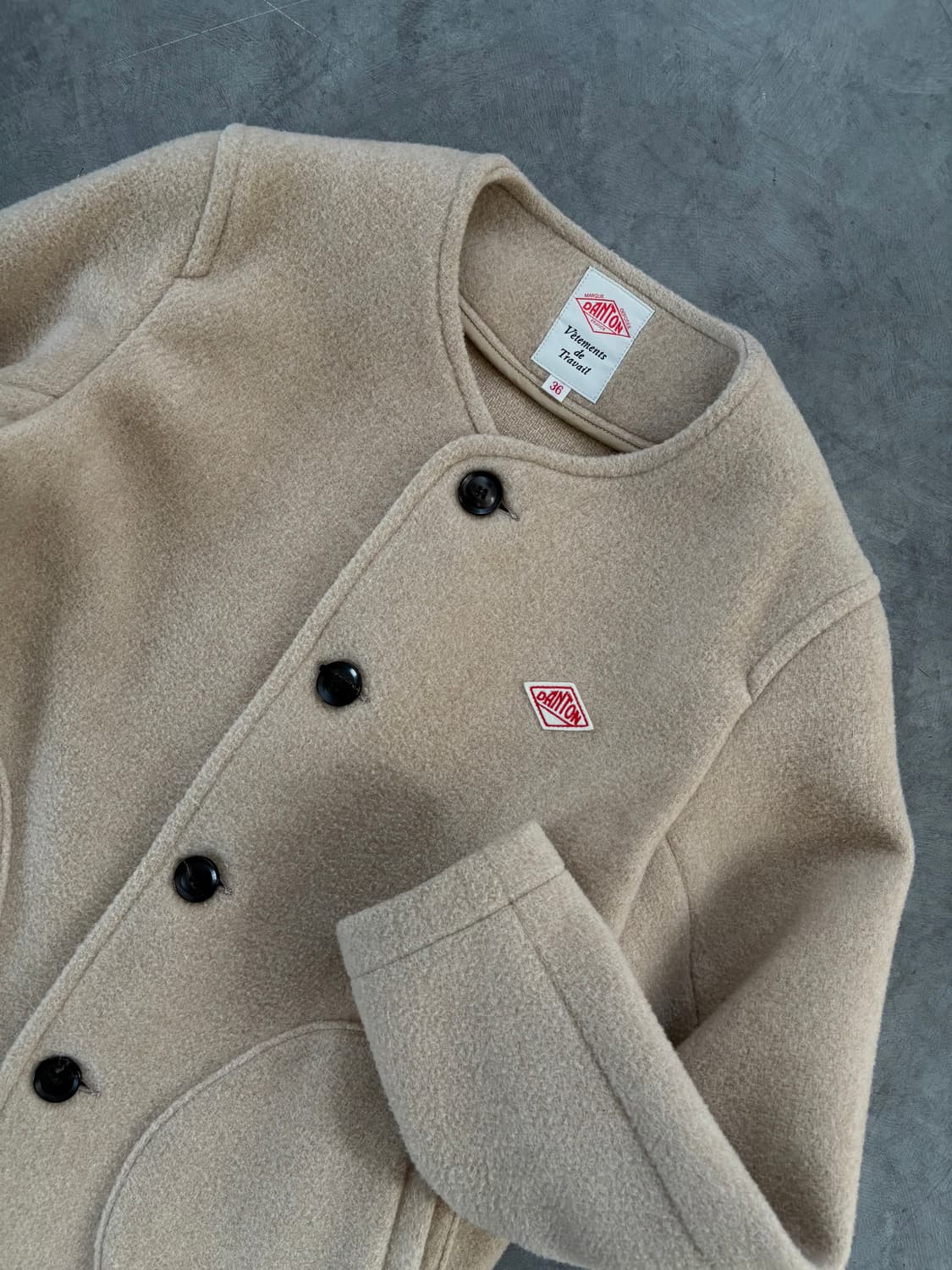 Danton 단톤 베이지 논 카라 울 자켓 상품이미지2