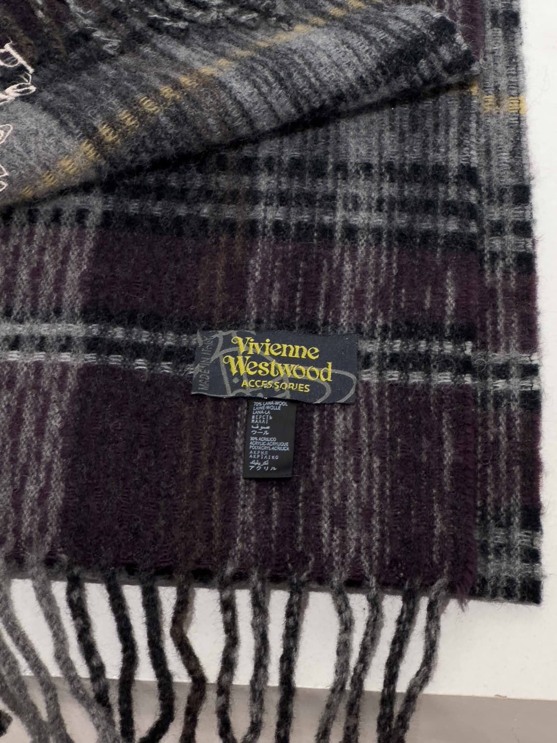 비비안 웨스트우드 머플러 상품이미지4