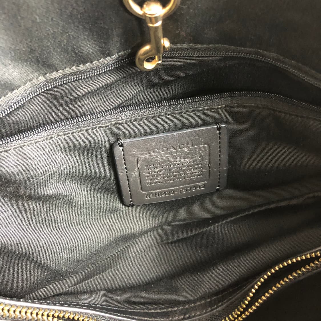 코치 시그니처 숄더백 상품이미지7