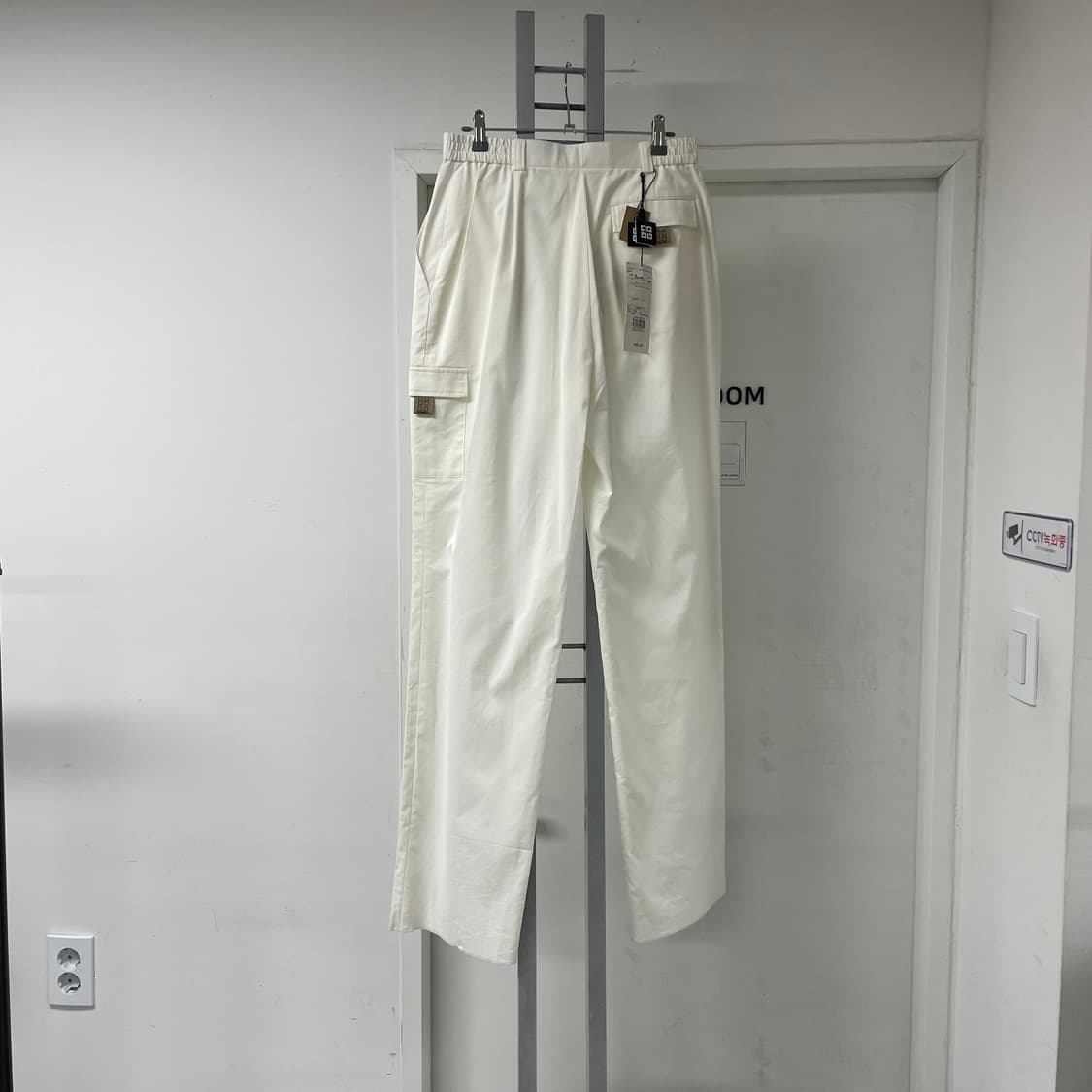 지방시 화이트 팬츠 73(W) 상품이미지1