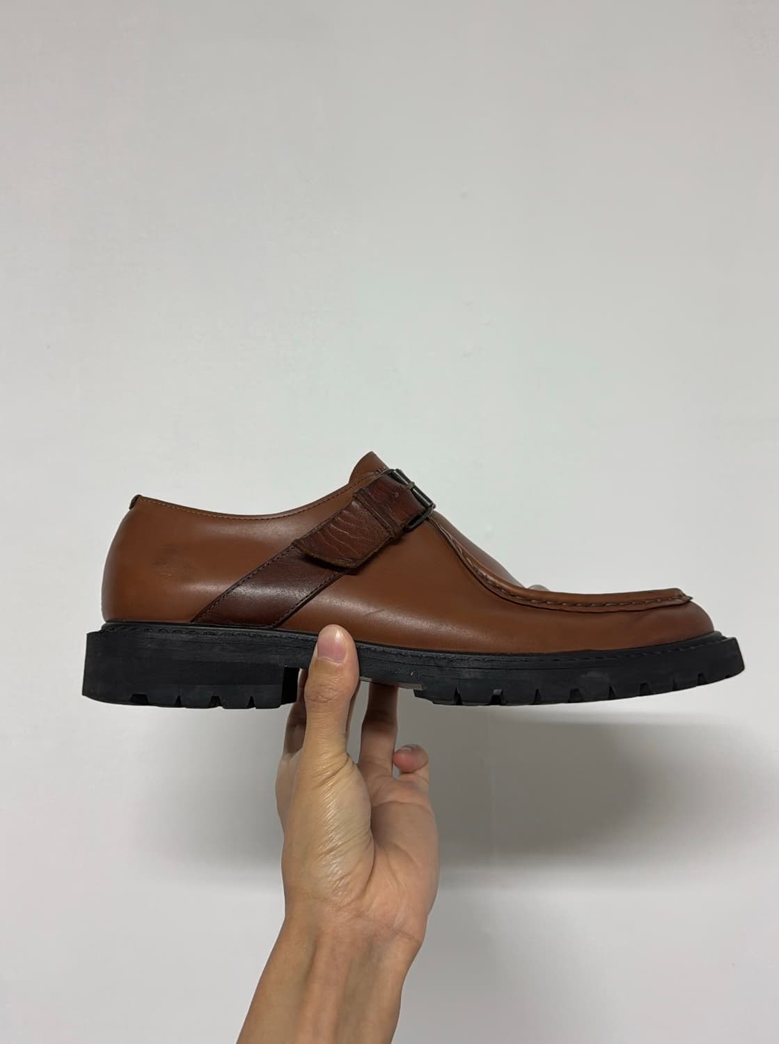 드리스반노튼 버클 로퍼 슈즈 상품이미지1