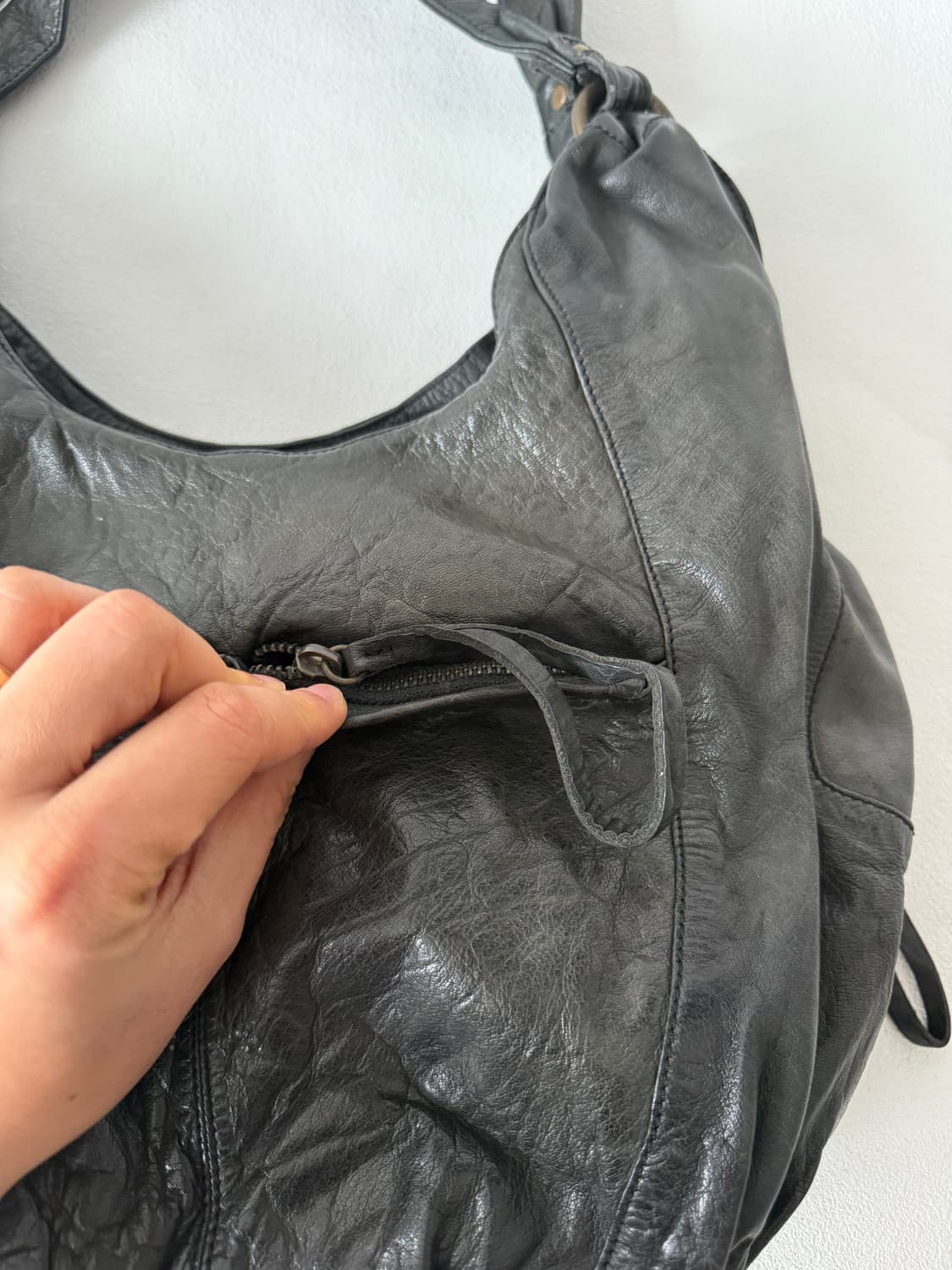 Pre owned 레더 호보 숄더백 상품이미지4