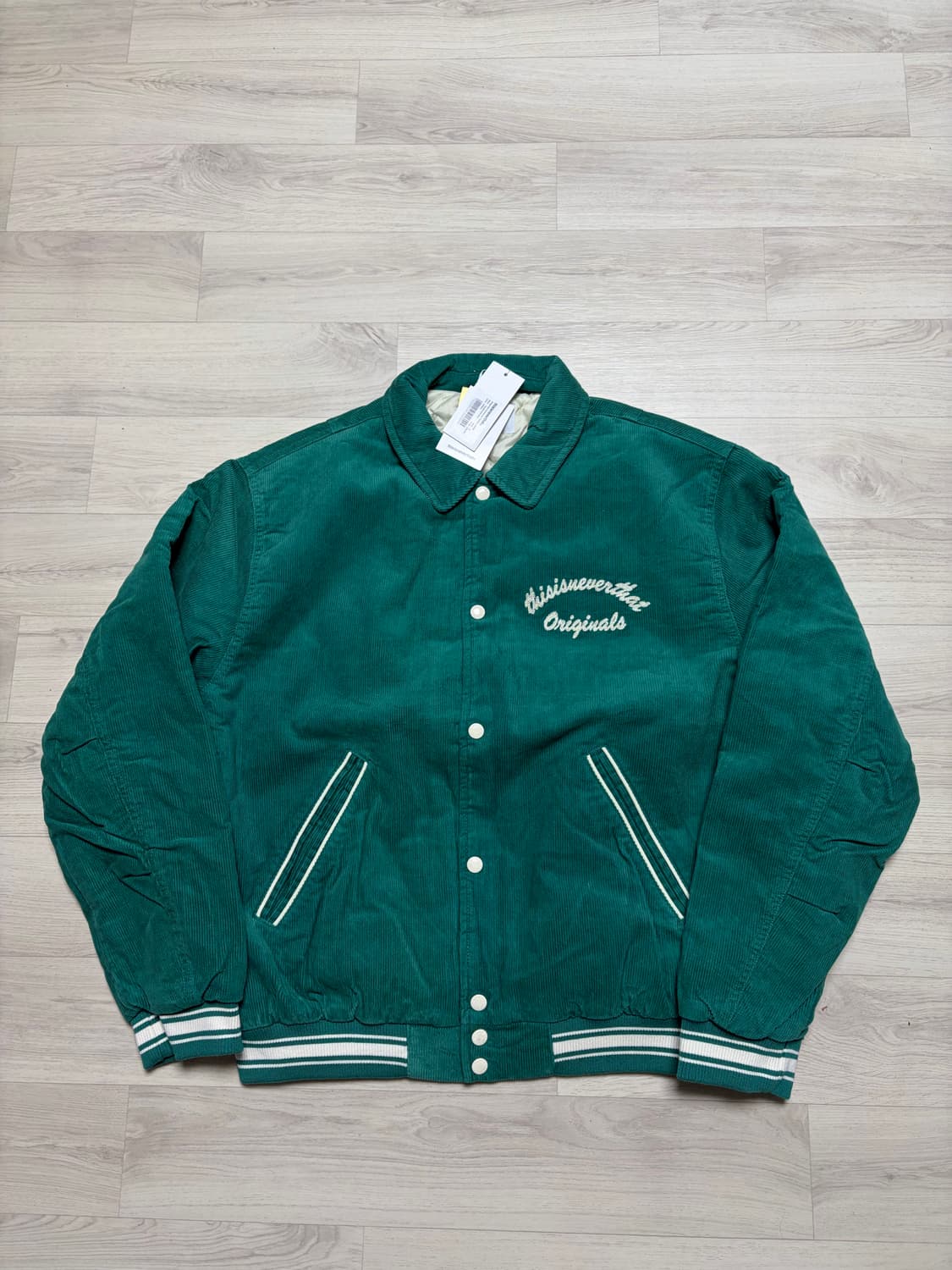 디스이즈네버댓 코듀로이 바시티 그린 M사이즈 판매 상품이미지1