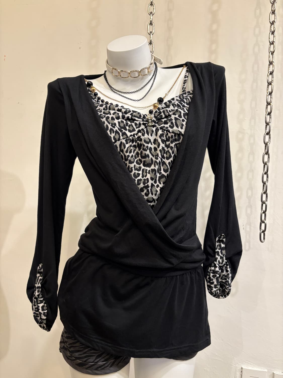 레오파드 패턴 체인 레이어드 블랙 원피스 갸루 상품이미지2