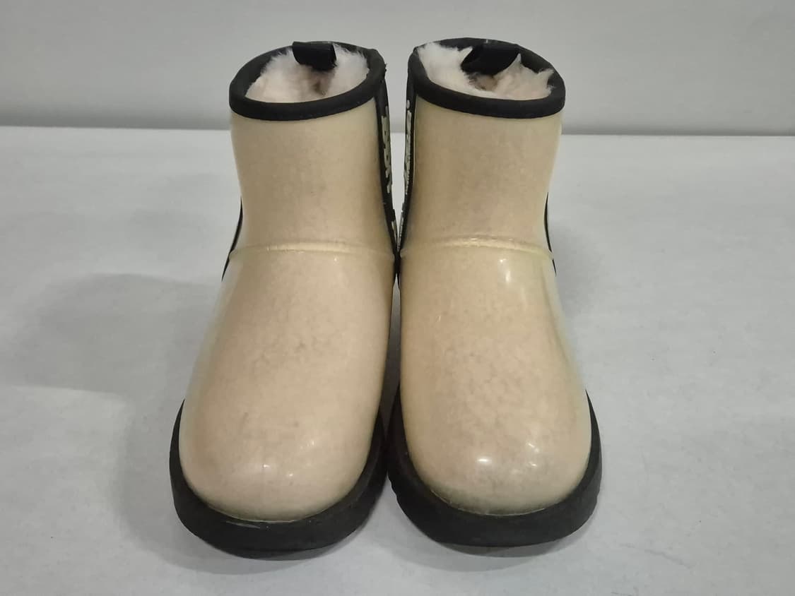 UGG 어그 클리어 부츠 (EU37/235) 상품이미지1