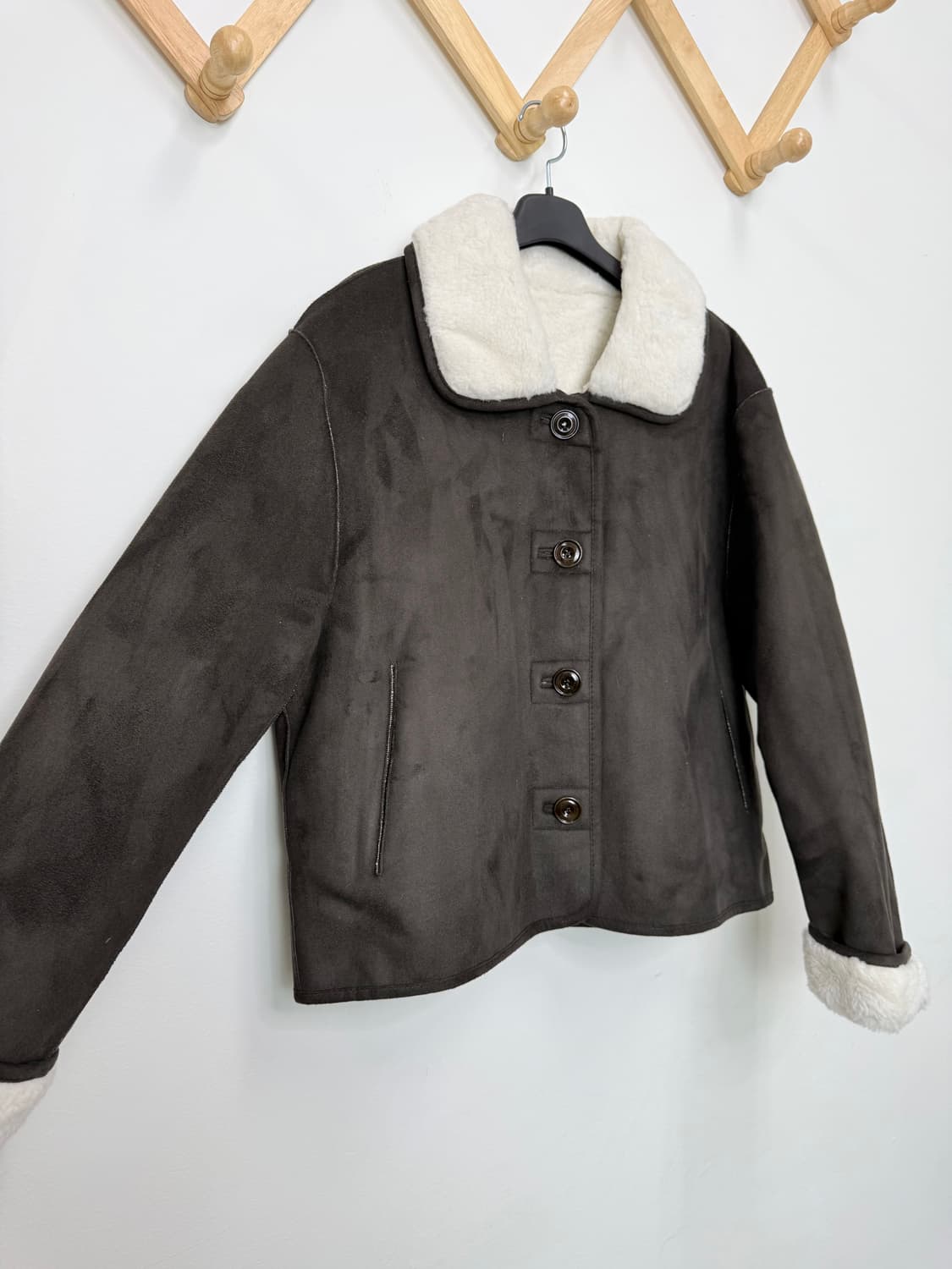 새상품 던스트 리버시블 무스탕  상품이미지6