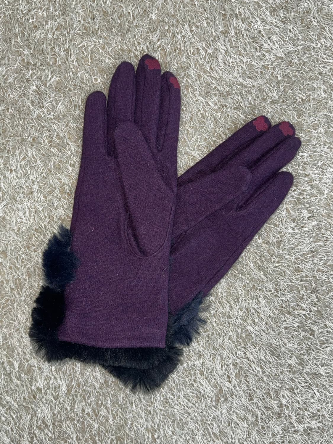 AnnaSui 안나수이 퍼플 블랙 퍼 나비 자수 고딕 장갑 상품이미지3