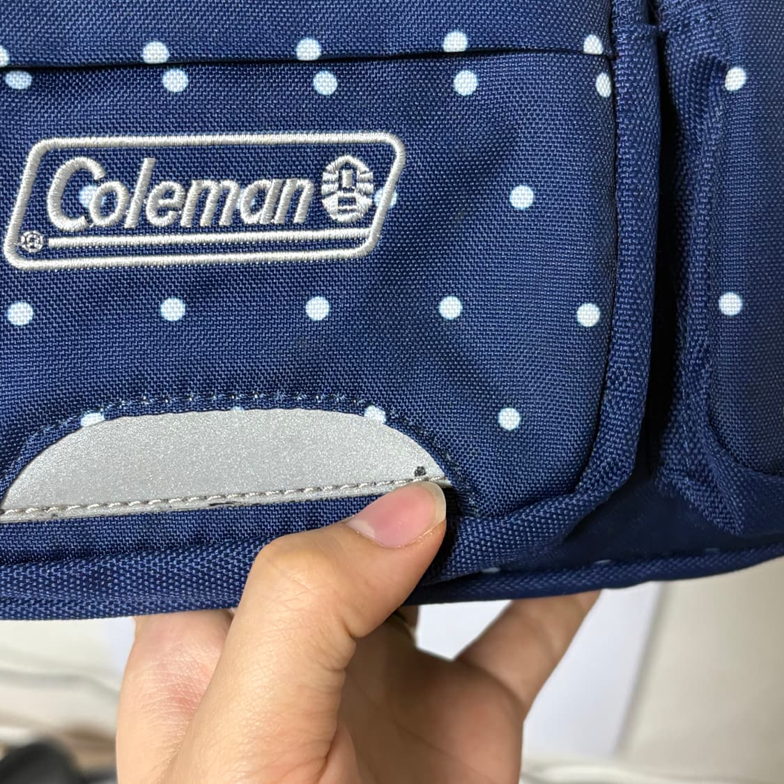 레어) 콜맨 도트 크로스백(네이비) 상품이미지5