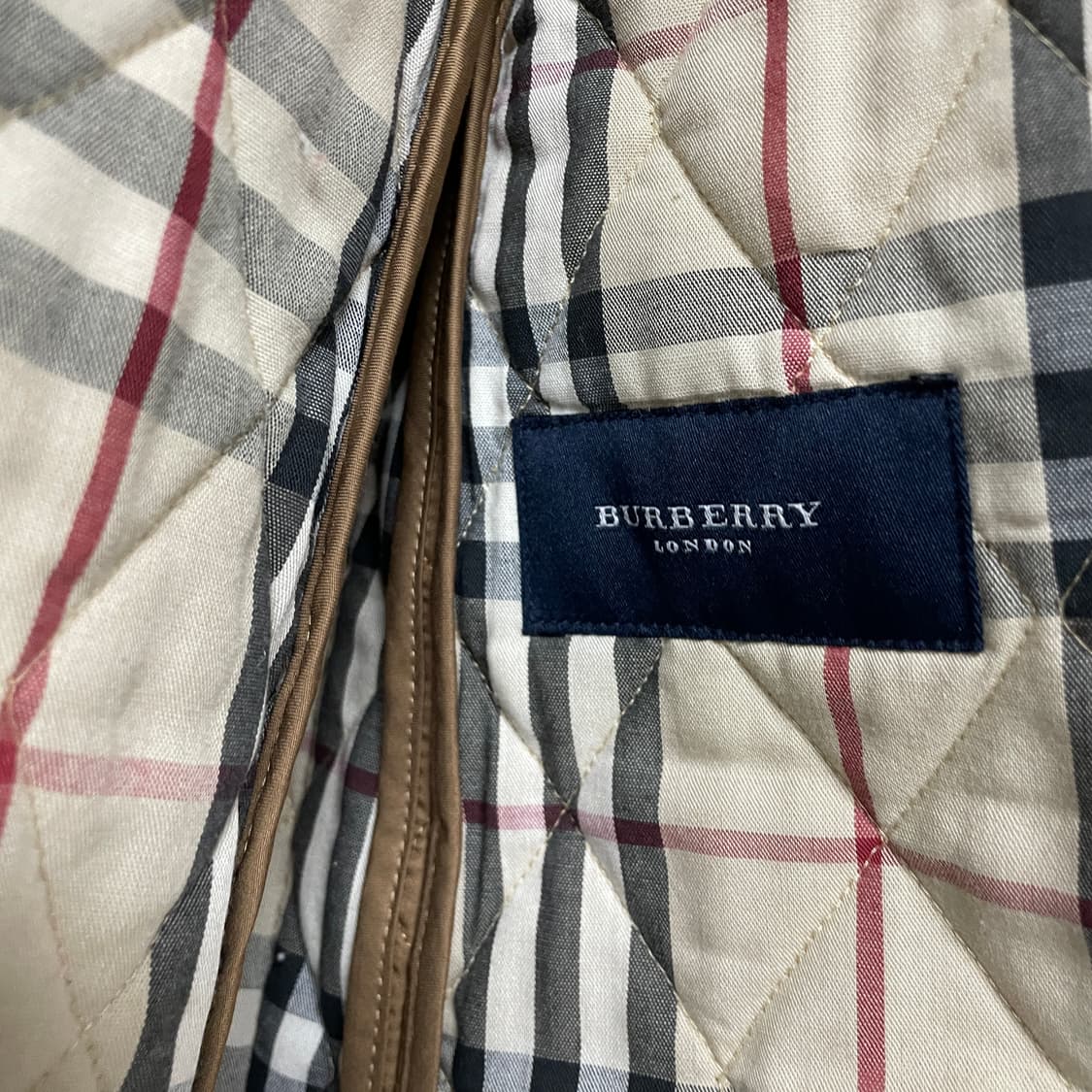 버버리 퀄팅 자켓 - 상품이미지6