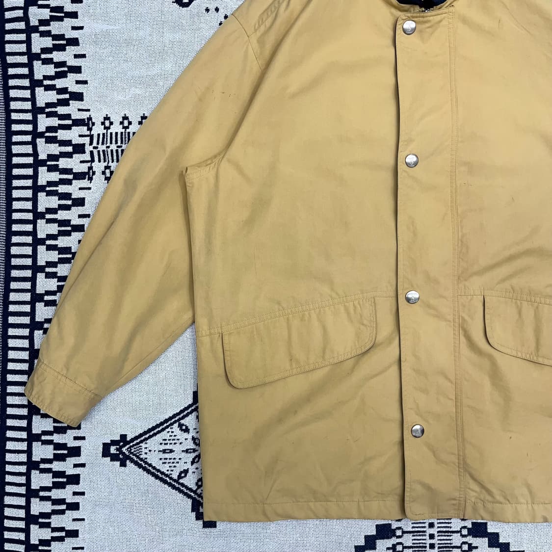 [L] 입생로랑 카라 배색 야상 자켓 상품이미지5