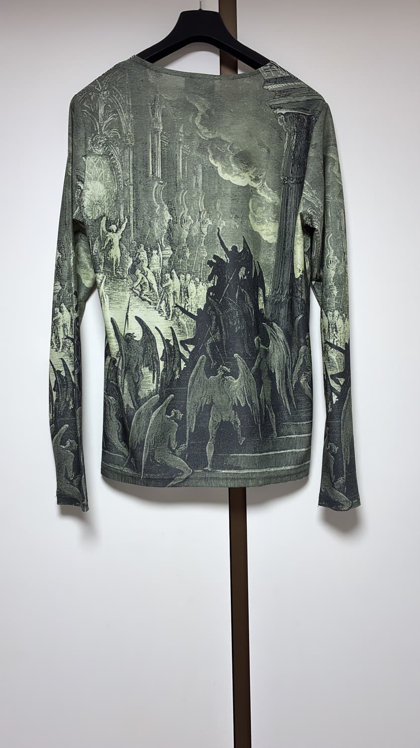 Destroy lonely 롱슬리브 Corporated world 상품이미지3