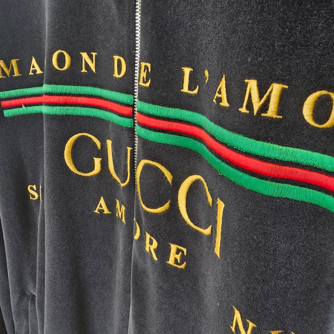 [중고/정품]  구찌 띠로고 벨벳 / 셔닐 트랙 자켓 상품이미지4