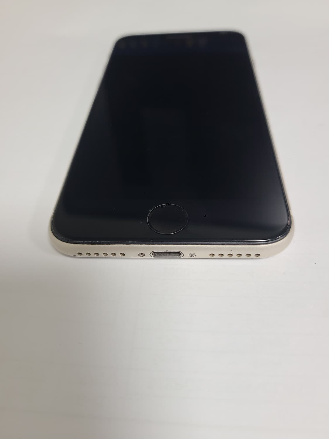 아이폰 se3 화이트 128g 한국판 배터리85 상품이미지4