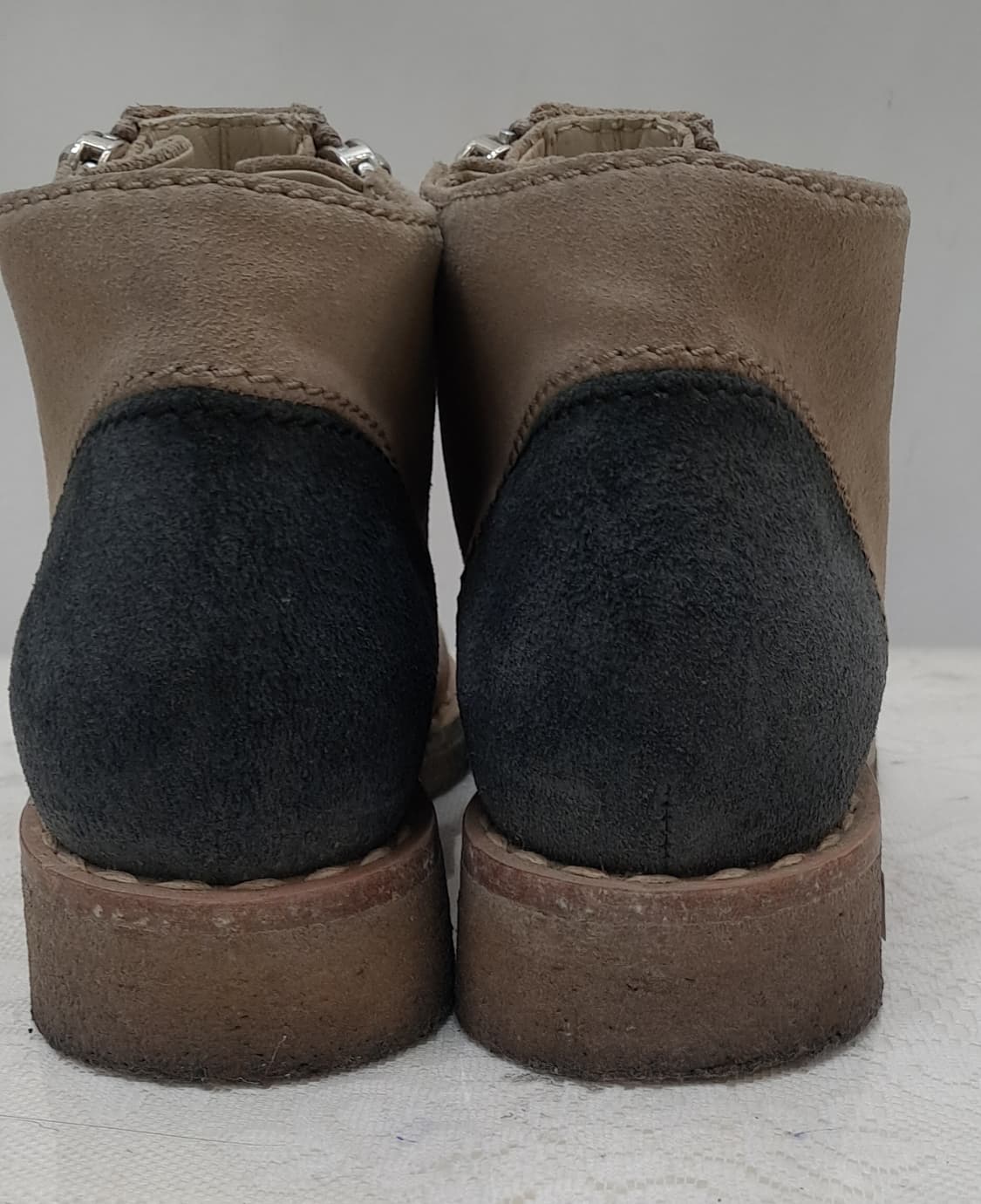 샤넬 스웨이드 캡 토 자퍼 앵클부츠 38 상품이미지4