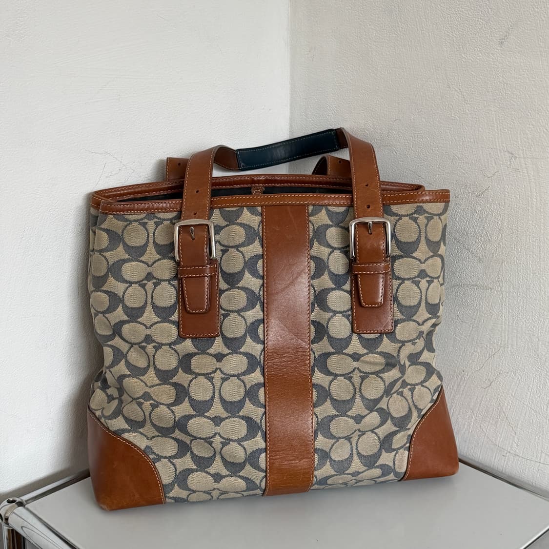 Coach signature logo shoulder bag 상품이미지3