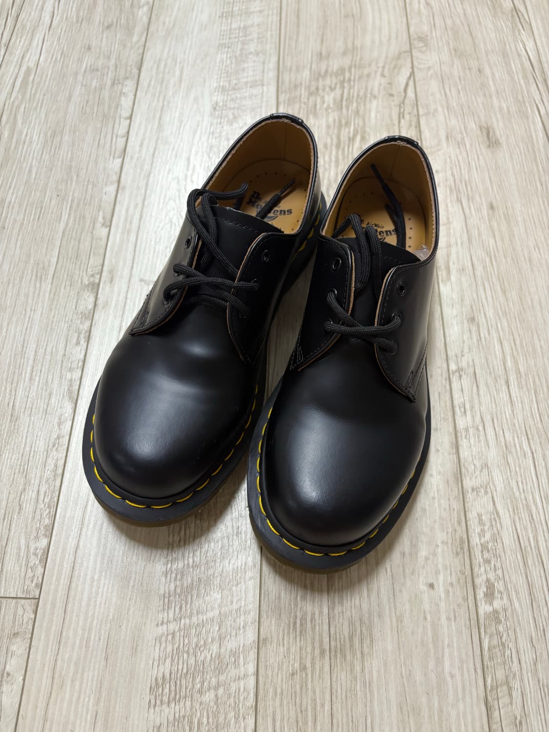 닥터마틴 1461 3홀 스무스 250 상품이미지1