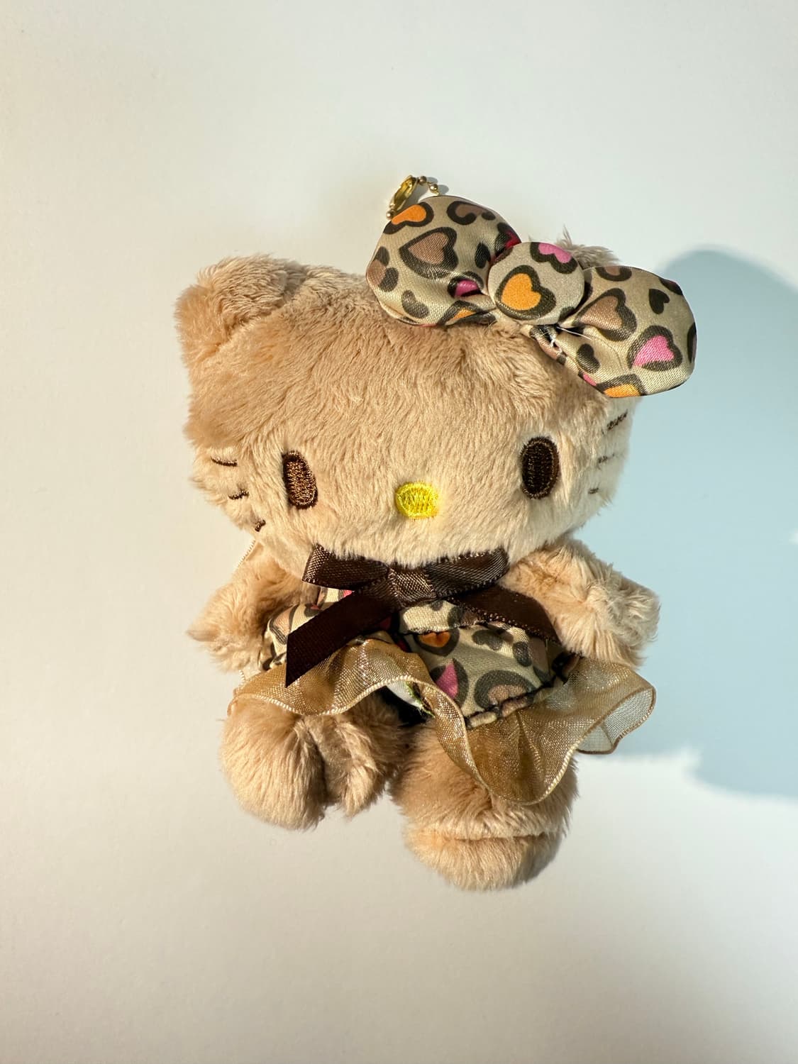 산리오 호피 태닝키티 갸루키티 인형 키링 상품이미지1