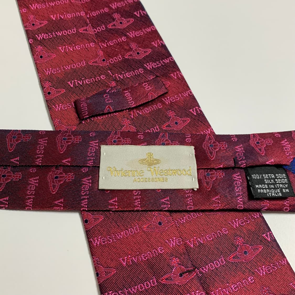 비비안웨스트우드 로고플레이 명품넥타이 100실크 모노그램 정장코디 상품이미지5