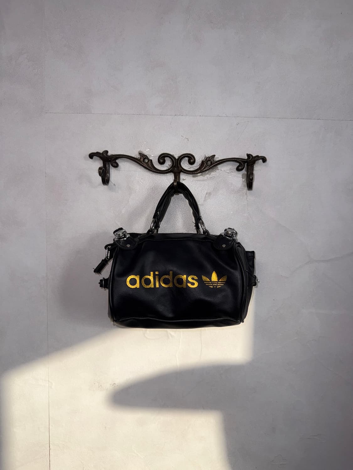 Adidas black gold buckle mini boston bag 상품이미지5