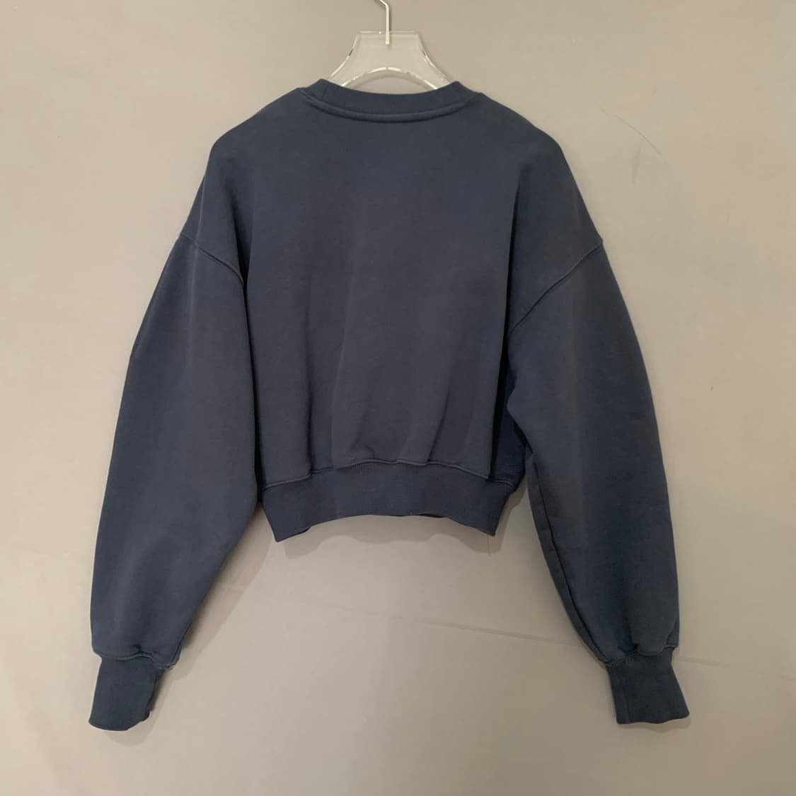 RECTO 렉토 LLEGE 유니섹스 크롭 맨투맨 네이비 상품이미지3