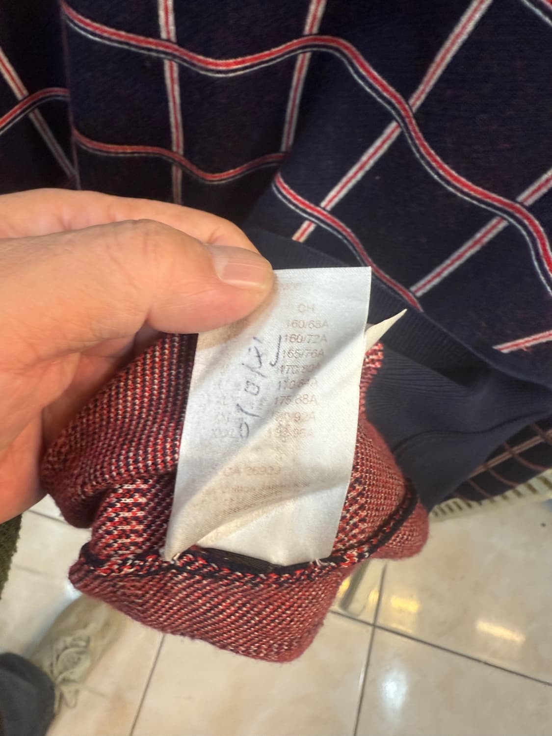 95-100 정품 루이비통 니트 팝니다 상품이미지6