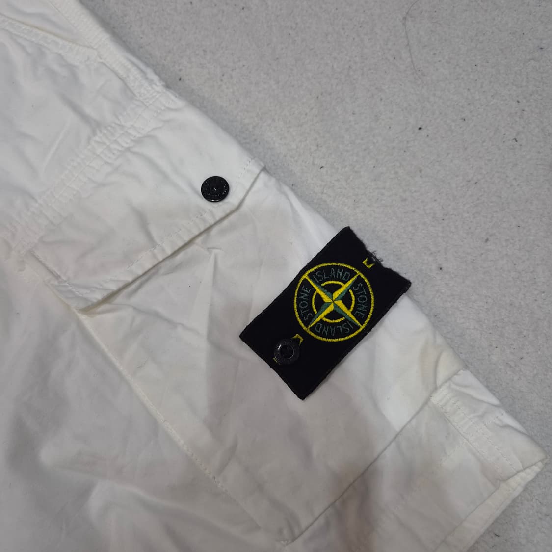 스톤아일랜드  카고반바지33 상품이미지2