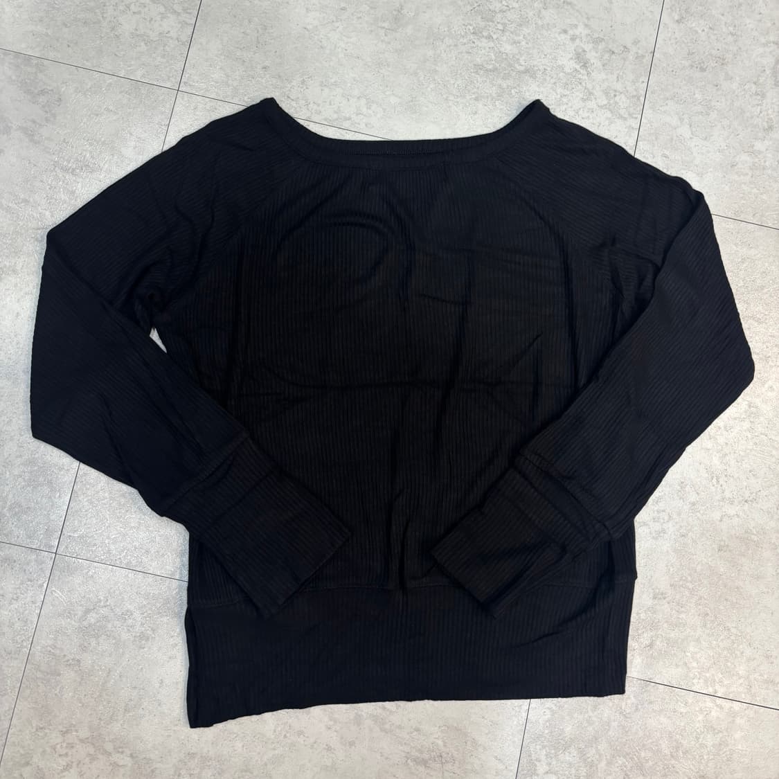 보헤미안서울) Loose Boat Neck Long Sleeve BK F 상품이미지4