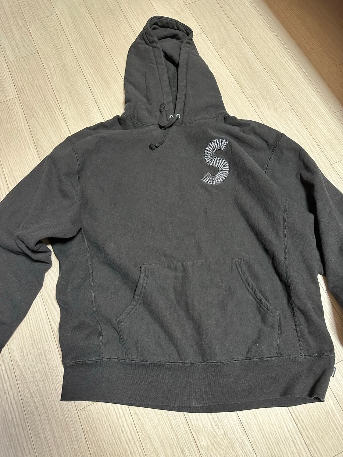 (L) 20FW 슈프림 S 로고 후드티 블랙 상품이미지1