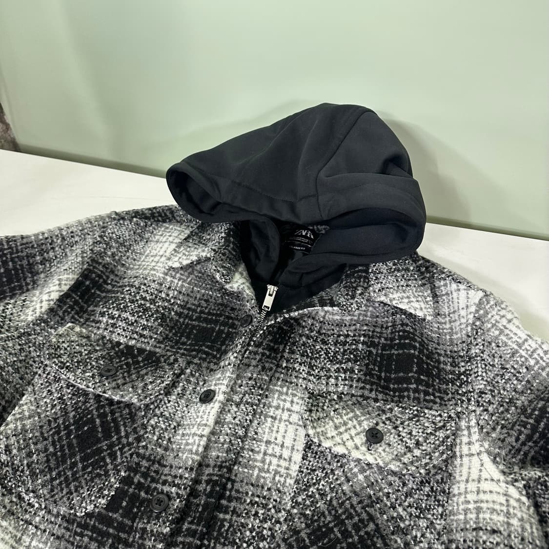 M 95-100 자라맨 오버핏 투포켓 옴브레체크 플란넬점퍼 상품이미지3