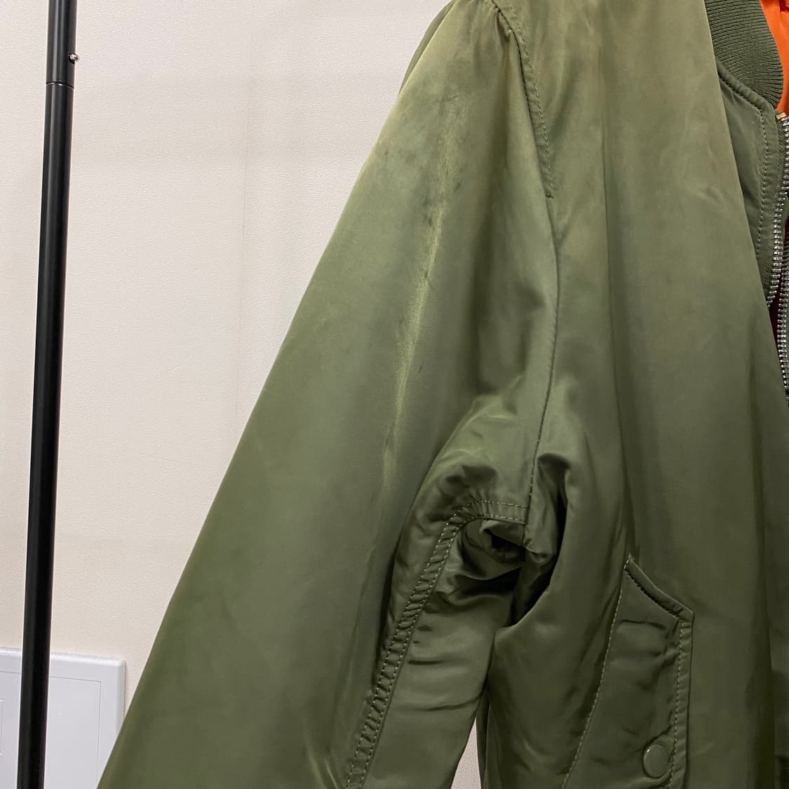 알파인더스트리 MA-1 플라이트 자켓 세이지그린 상품이미지6