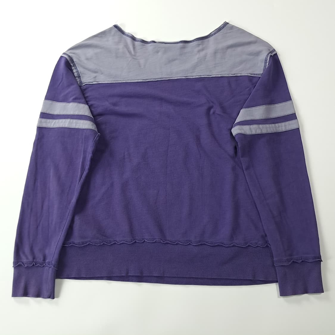 CK200 XL 할리데이비슨 스컬라인스톤 퍼플 와이드넥 티셔츠 상품이미지5