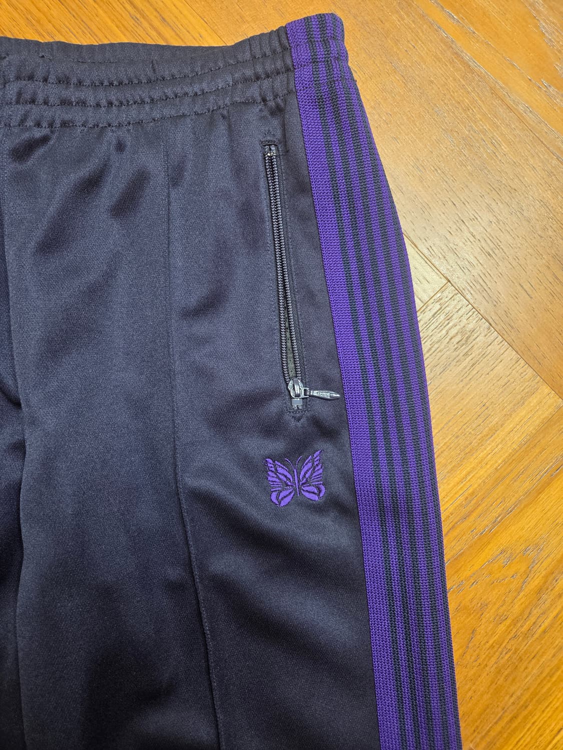 니들스 네이비/퍼플 트랙 팬츠 상품이미지2