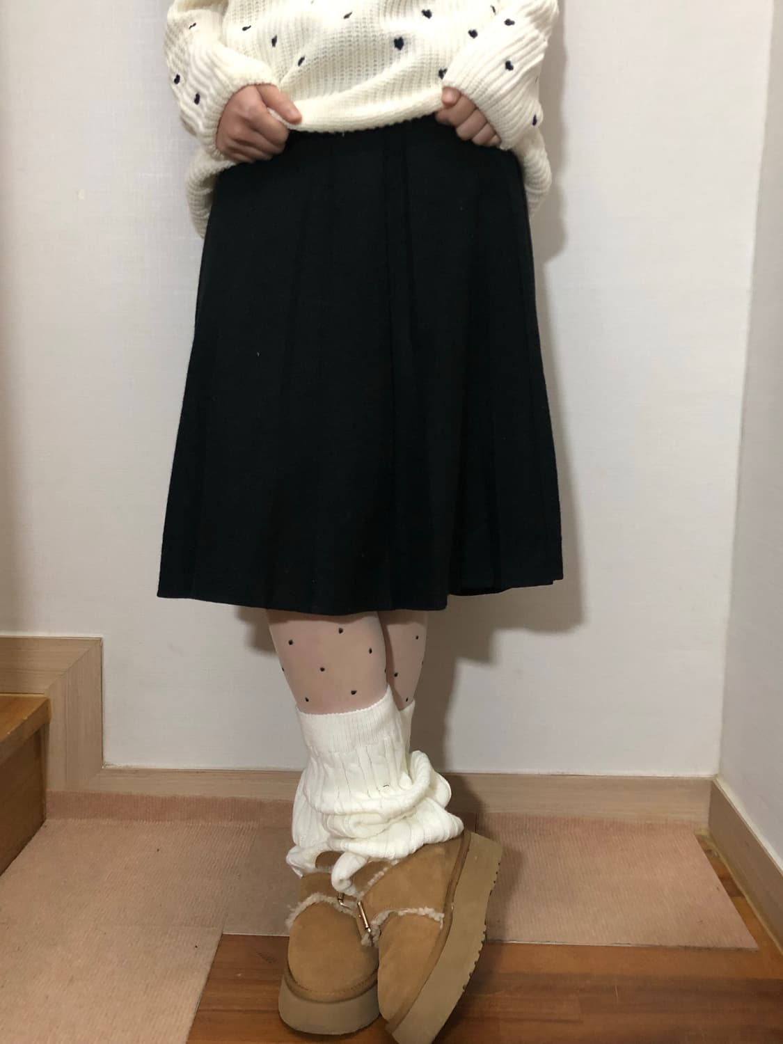 빈티지 블랙 플리츠 미디 스커트 상품이미지1