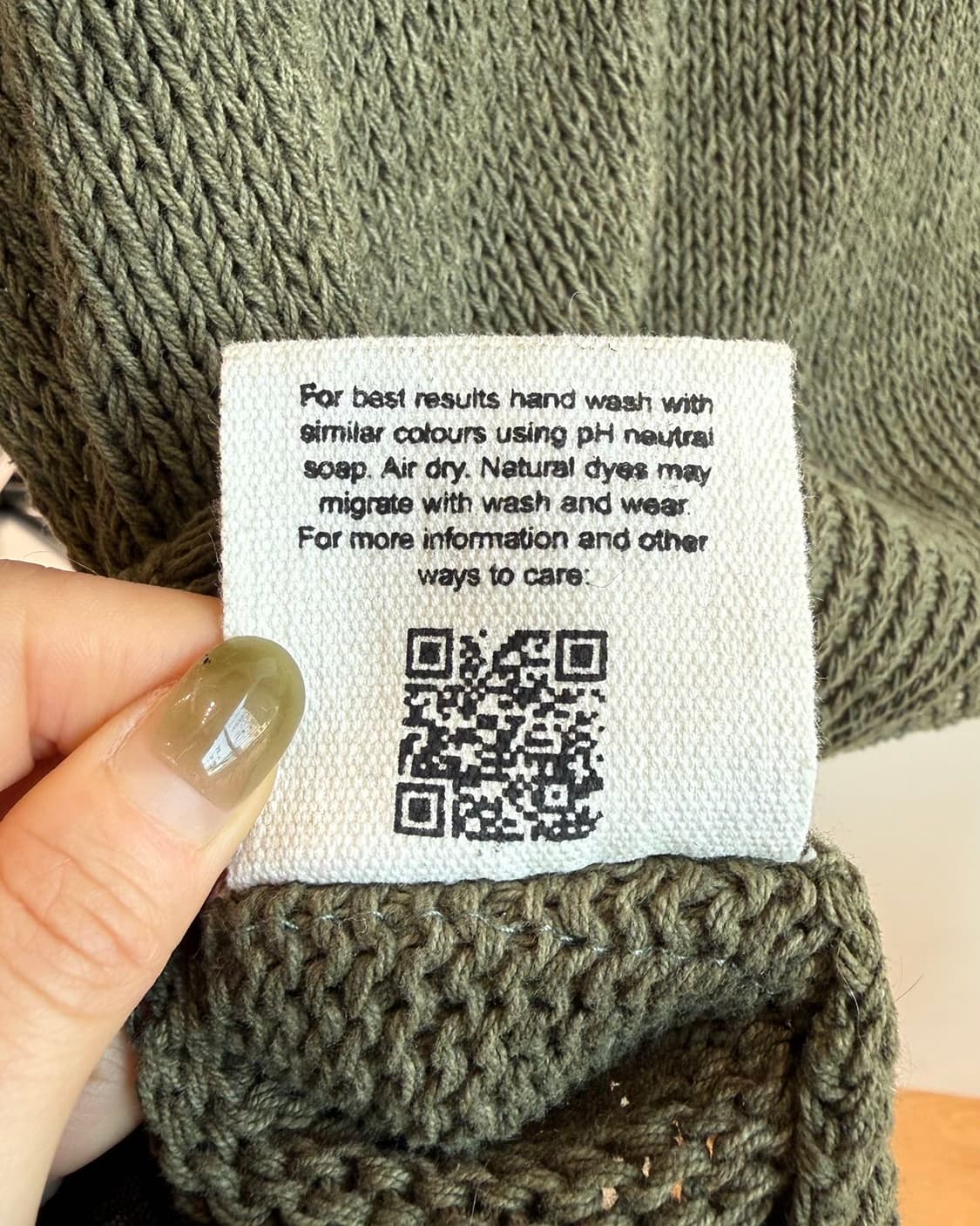 스토리 mfg 카키 크로켓 파티 베스트 니트  상품이미지10