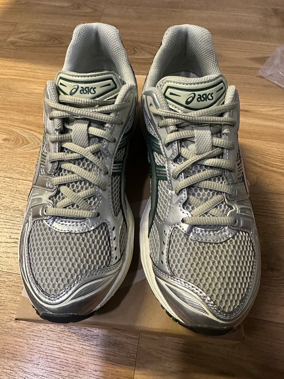 아식스 젤카야노14 dried Leaf green/pure silver 상품이미지1