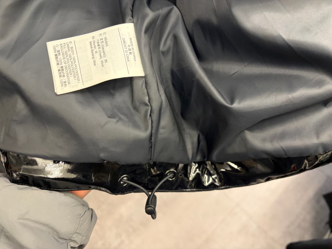 [M] 나이키 여성 유광 숏 패딩 상품이미지6