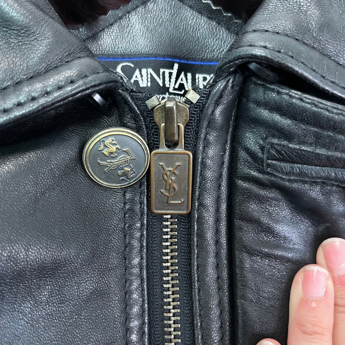 100 입생로랑 투웨이 퍼카라 램스킨 가죽 자켓 상품이미지6