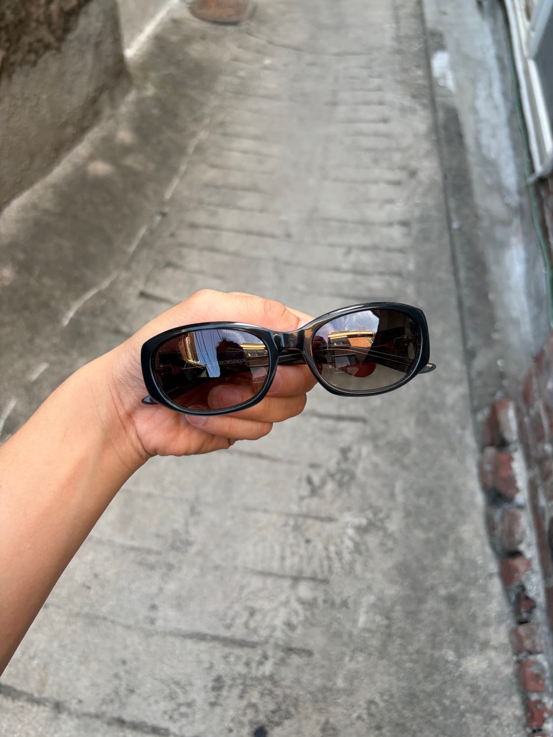 Emporio Armani 스터드 선글라스  상품이미지4