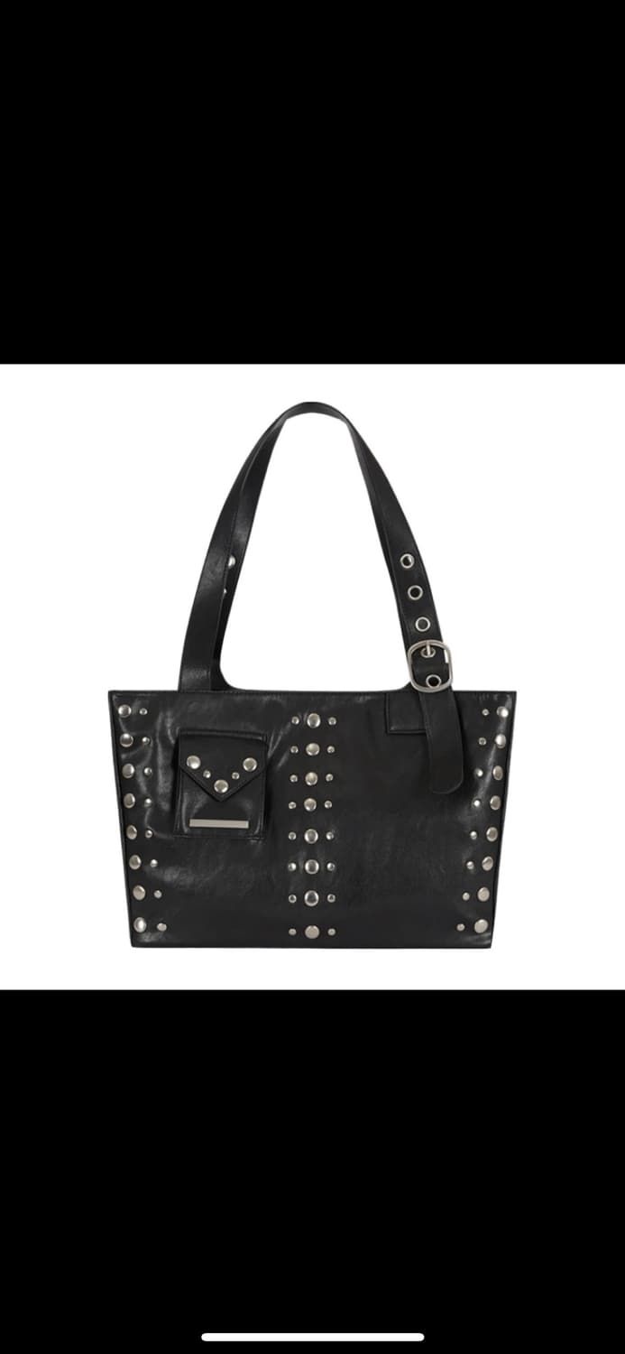 일리고 플랩 포켓 스퀘어 빅 백 블랙 상품이미지4