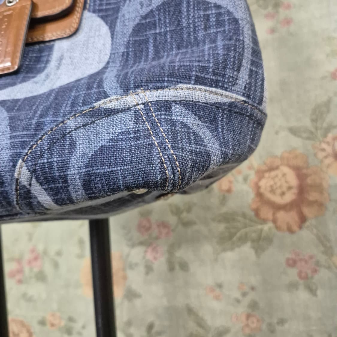 코치 2009년 y2k 초희귀템 시그니처 빈티지 데님 숄더백 상품이미지9