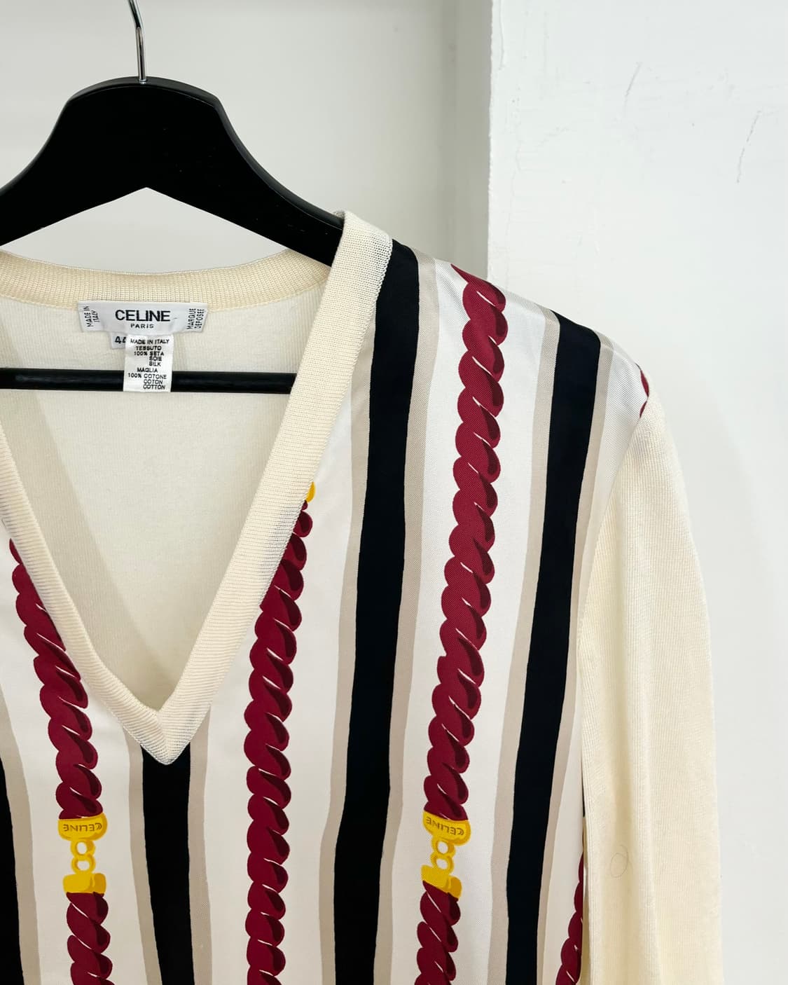 셀린느 아이보리 브이넥 프린팅 니트 상품이미지4