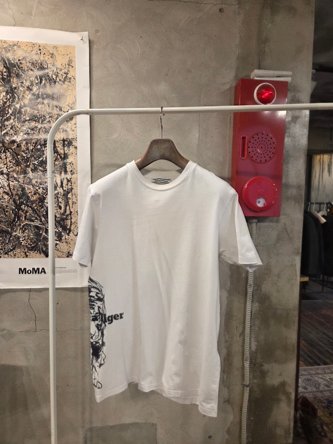 오니츠카 타이거 티셔츠 상품이미지1