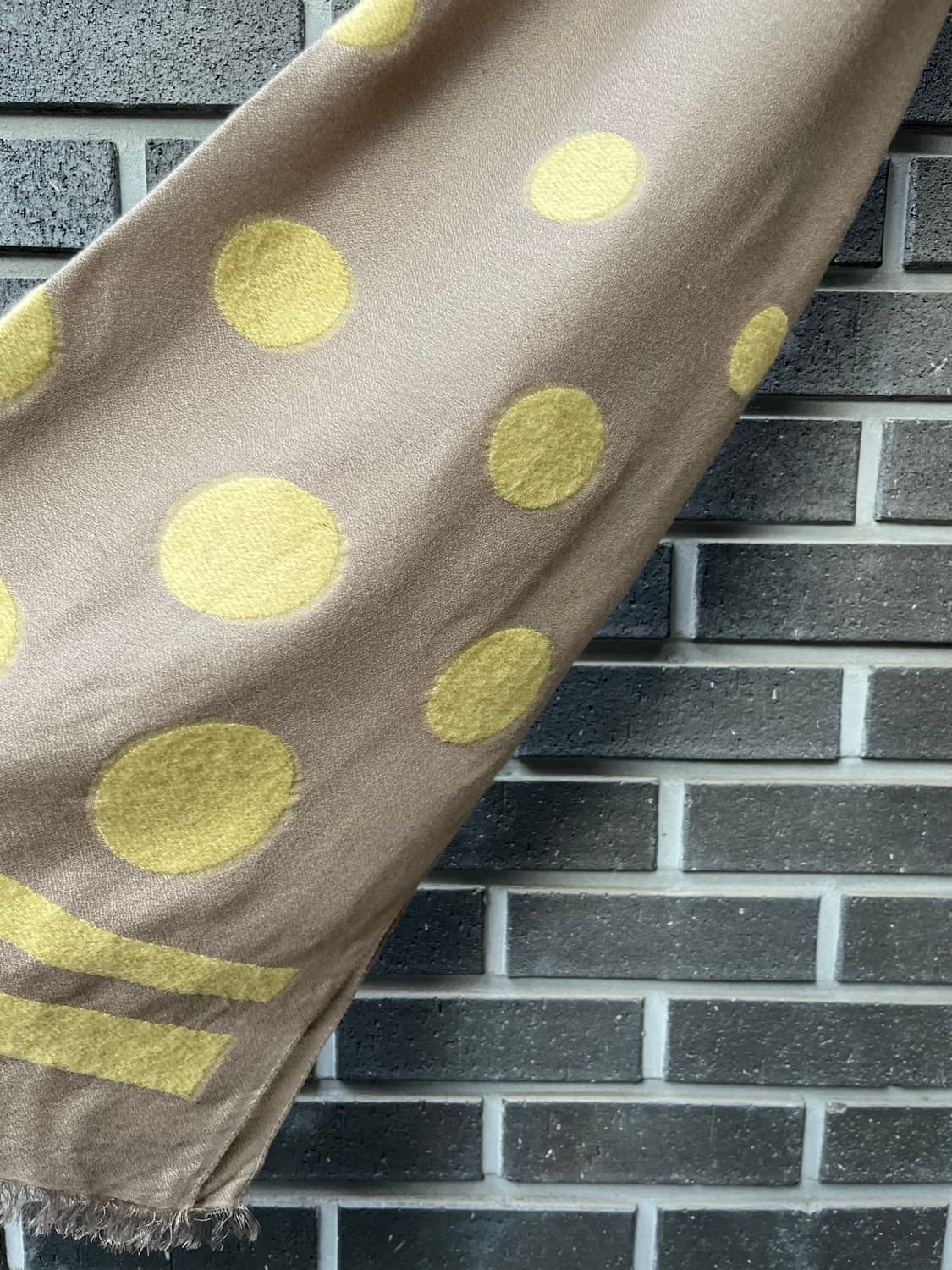 울 도트 패턴 머플러 베이지 상품이미지10