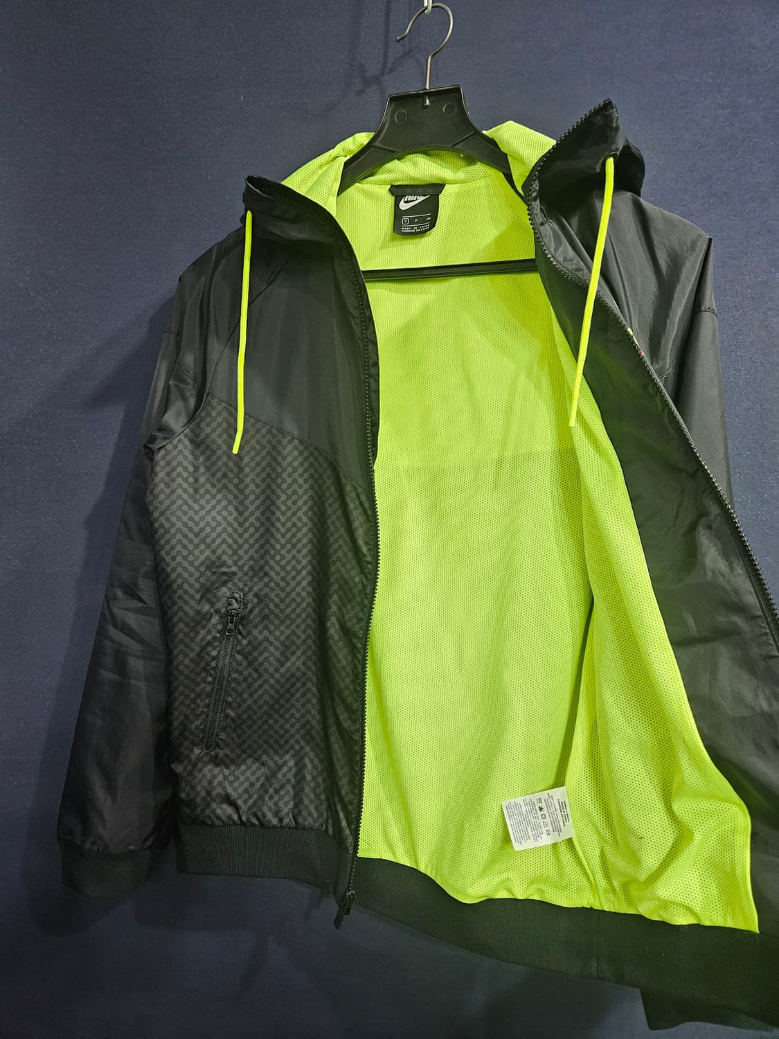나이키 프린팅 블랙 남성 90~95 바람막이 후드집업 자켓  상품이미지8