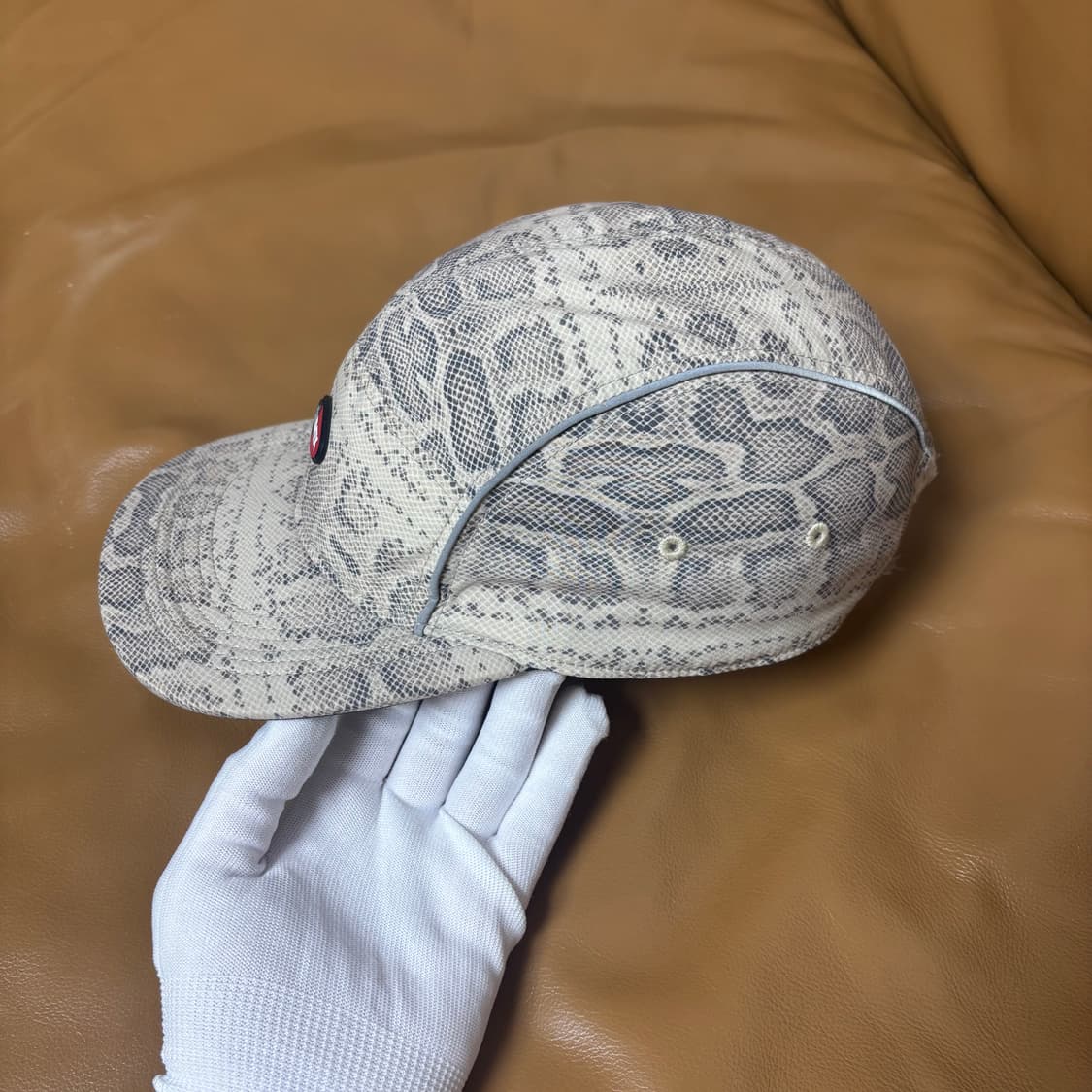 슈프림 나이키 에어맥스 캠프캡 모자 스네이크 스킨 상품이미지4