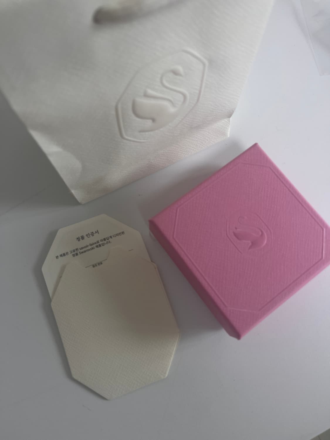 스와로브스키 블랙 스완 목걸이 상품이미지1